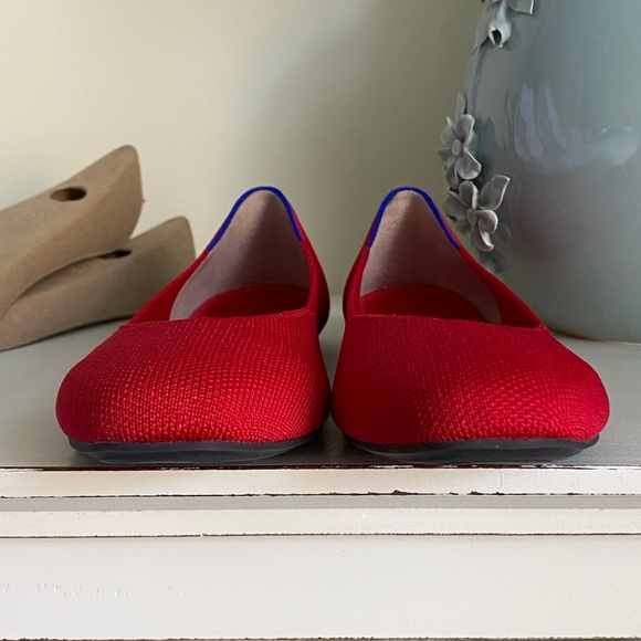 Rothy’s Square in Cardinal - Picture 6 of 10